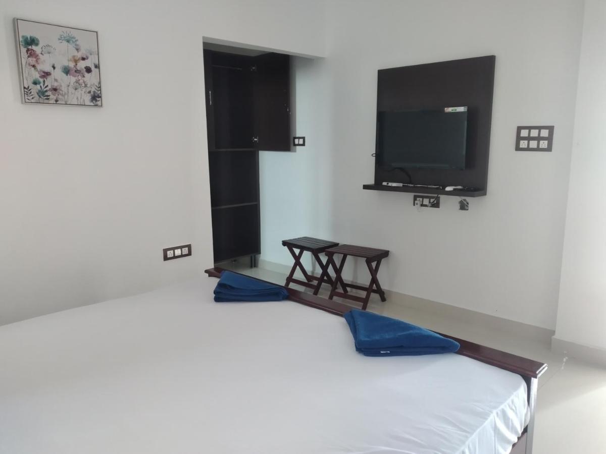 Catch A Wave Hotel Mahabalipuram Buitenkant foto