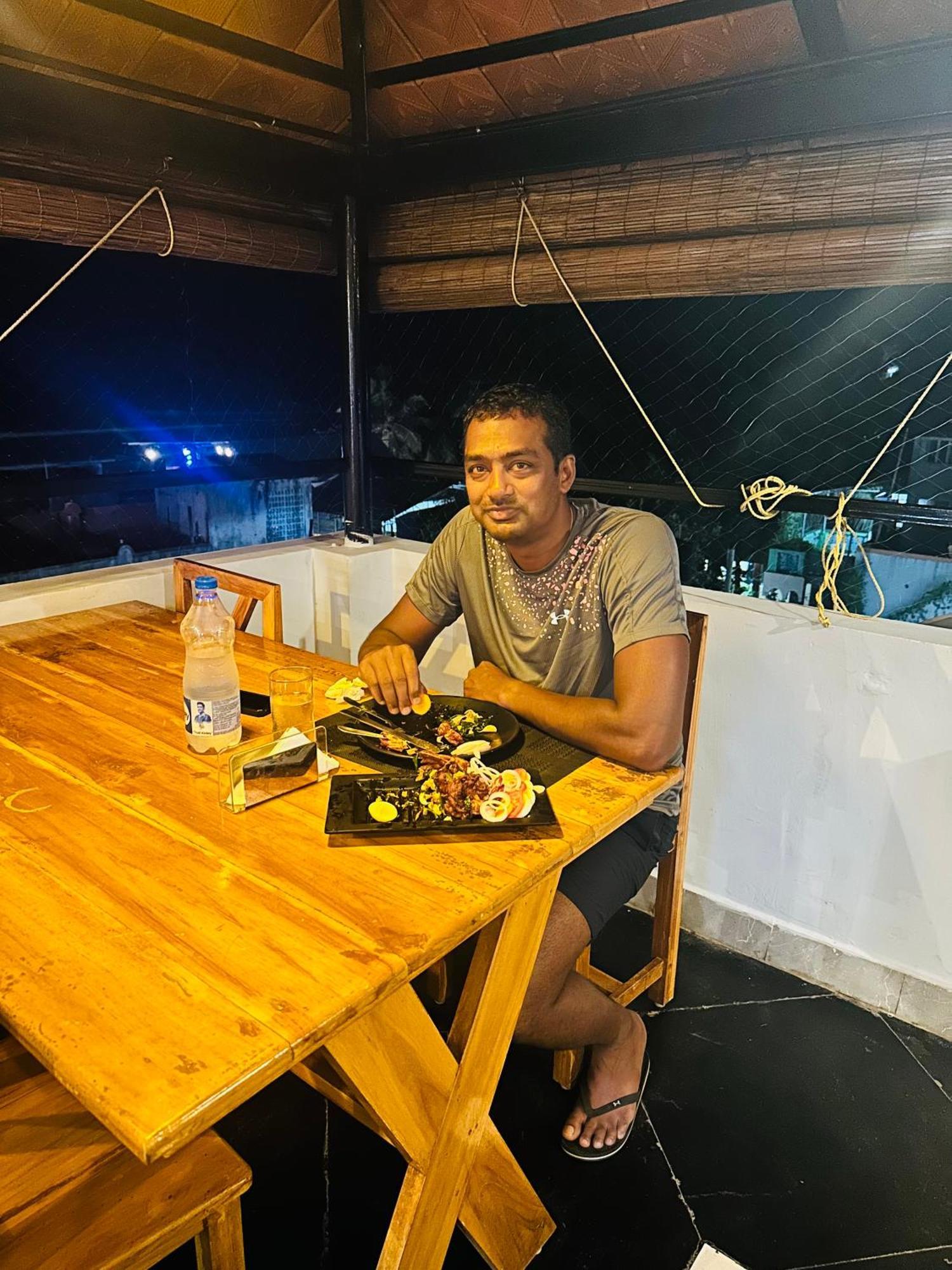 Catch A Wave Hotel Mahabalipuram Buitenkant foto